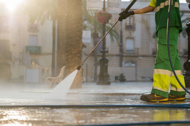 Best Gas Station Cleaning  in Omak, WA